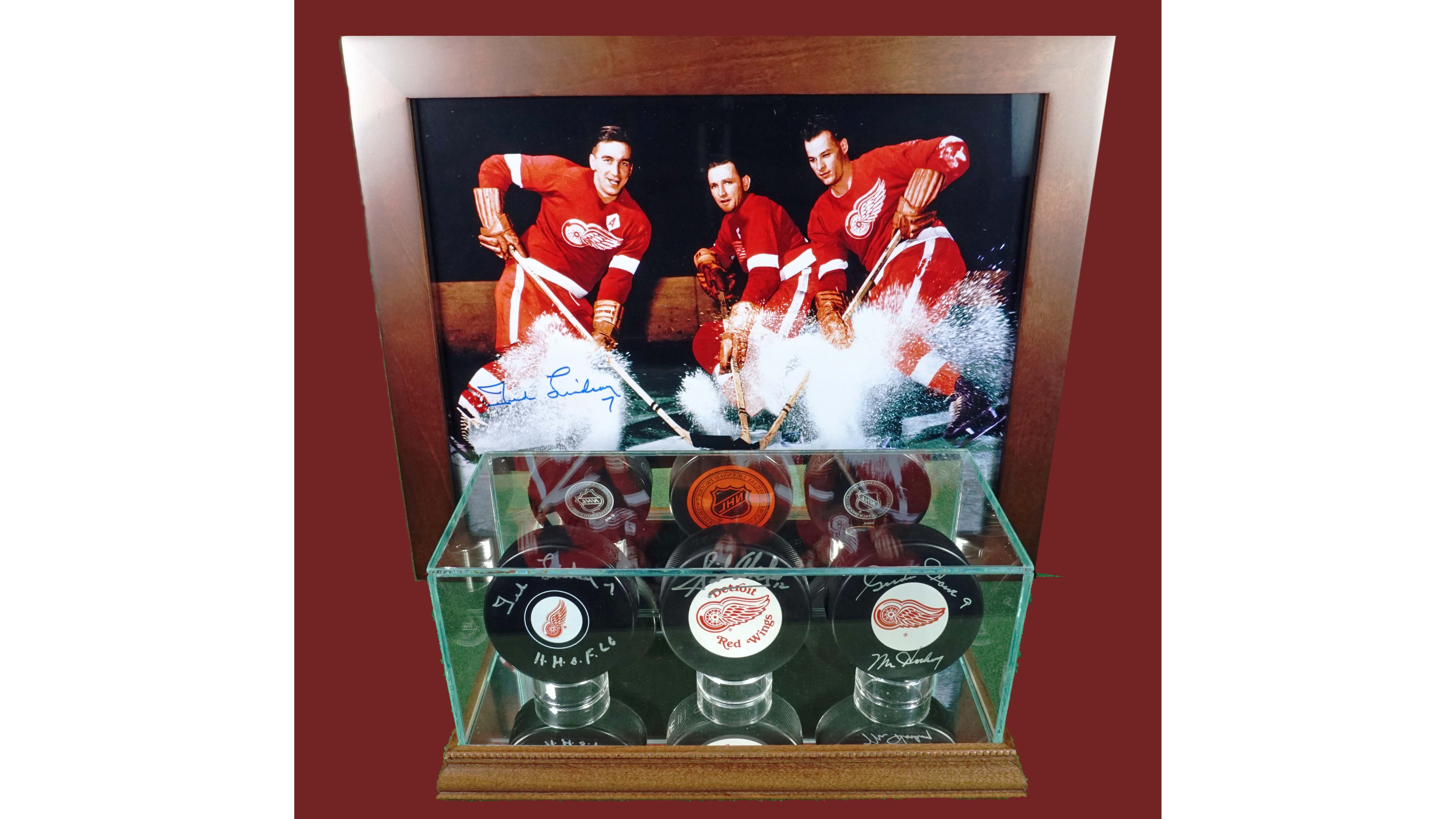 Detroit Red Wings uniform evolution plaqued poster – Heritage