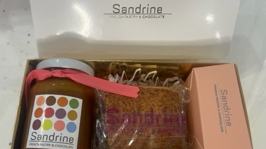 WHITE GIFT BOXES – Sandrine French Pastry & Chocolate