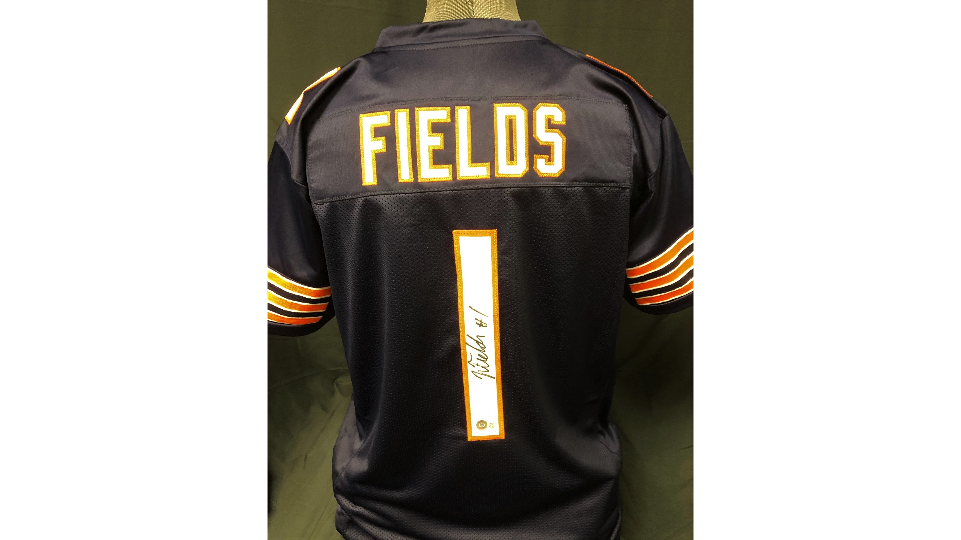 Justin Fields Signed Bears Jersey